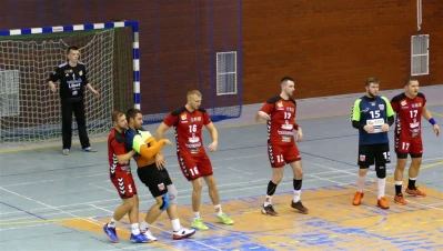 Tytani vs AZS UMK Toruń 29:24, 4.11.2017, fot. Leszek Spigarski