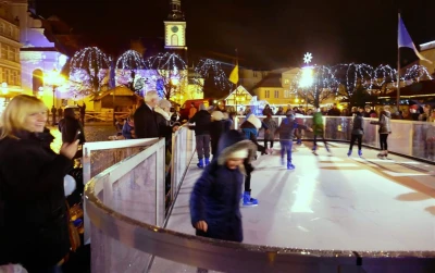 Wejherowo: Lodowisko, karuzela i jarmark (fot. Leszek Spigarski)