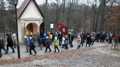 Kaszubska Droga Krzyżowa 2016 na Kalwarii Wejherowskiej fot. Leszek Spigarski