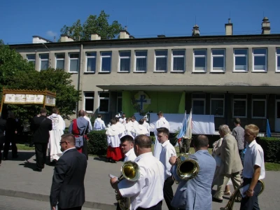 Procesja Bożego Ciała w parafii pw. NMP Królowej Polski w Wejherowie (fot. Leszek Spigarski)