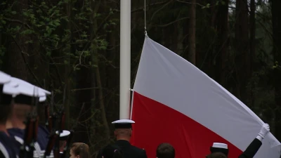 Dzień Zwycięstwa na cmentarzu w Łężycach
