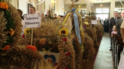 Dożynki powiatu wejherowskiego w Strzepczu