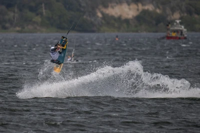 Puchar i Mistrzostwa Polski w kitesurfingu i wingfoilu w Pucku