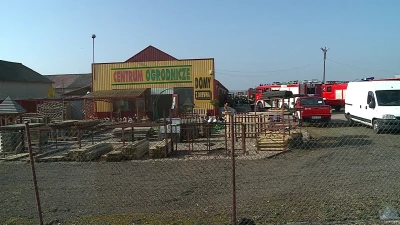 Pożar centrum ogrodniczego w Celbowie