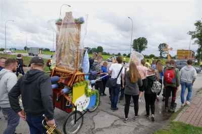 Pielgrzymka wejherowskich parafii do Swarzewa, fot. Leszek Spigarski