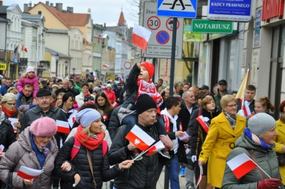 Biało-czerwona parada niepodległościowa w Wejherowie
