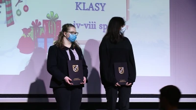 vlcsnap-2021-12-16-15h11m23s577.png