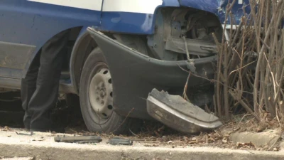 Władysławowo: Radiowóz zepchnął auto