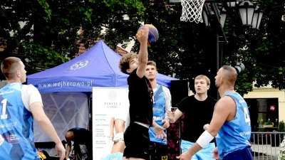 Streetball na Placu Jakuba Wejhera