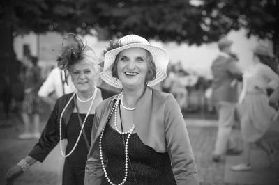 Potańcówka w stylu retro na placu Jakuba Wejhera