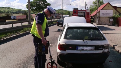 Zderzenie kaskadowe 3 pojazdów na „krajowej szóstce”