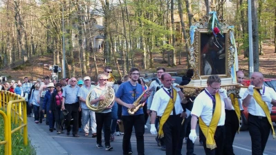 Pielgrzymi z Kościerzyny, Przodkowa, Żukowa i Grzybna dotarli do Wejherowa fot. Leszek Spigarski