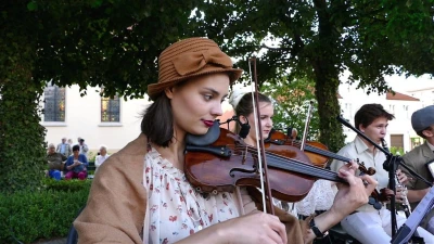 Teatr Pijana Sypialnia na placu Jakuba Wejhera
