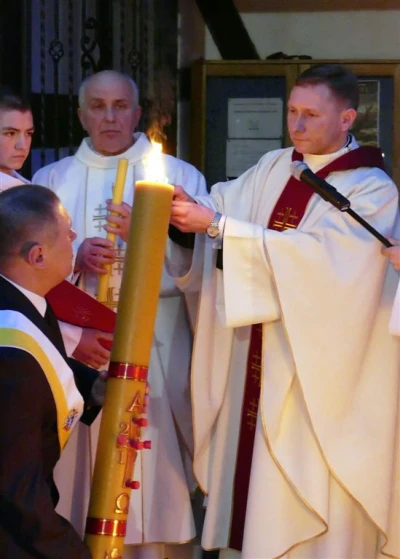 Wielka Sobota - Wigilia Paschalna w Wejherowskiej Kolegiacie - fot. Leszek Spigarski