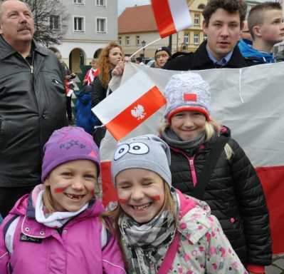 Biało-czerwona parada niepodległościowa w Wejherowie