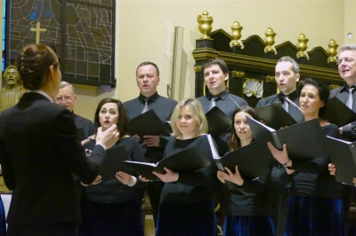 Koncert muzyki pasyjnej w Kolegiacie (31.03.2017) – fot. Leszek Spigarski