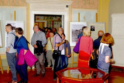 Wernisaż wystawy starych fotografii w wejherowskim muzeum - fot. Leszek Spigarski