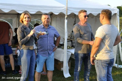 Dzień Sąsiada - piknik rodzinny na Osiedlu Sucharskiego (fot. Leszek Spigarski)