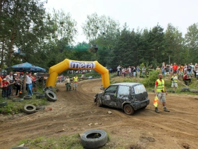 Weekend pod znakiem Wrak Race
