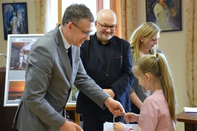 XII Powiatowo-Gminny Konkurs Fotograficzny rozstrzygnięty fot.  Dorota Wicka i Leszek Spigarski