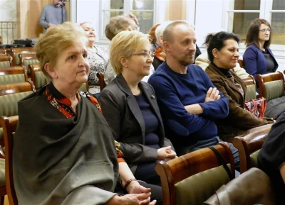 Wernisaż wystawy malarskiej pleneru w Sasinie
