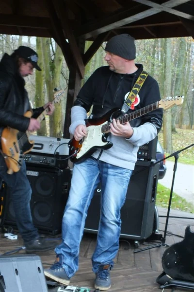 11 listopada 2015 w obiektywie Leszka Spigarskiego - Park Miejski - występ zesołu White Room
