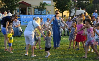 Dzień Sąsiada - piknik rodzinny na Osiedlu Sucharskiego (fot. Leszek Spigarski)