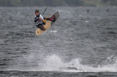 Puchar i Mistrzostwa Polski w kitesurfingu i wingfoilu w Pucku