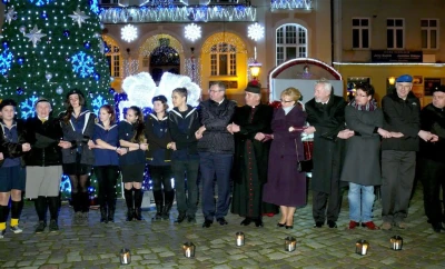 Betlejemskie Światło Pokoju - Wejherowo 2015 fot. Leszek Spigarski