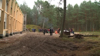 Wiecha nad ośrodkiem Anny Dymnej w Lubiatowie