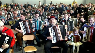 DJK Bojano 2016. Rekord Polski w jednoczesnej grze na akordeonach pobity - fot. Leszek Spigarski