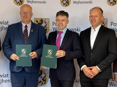 Droga w gminie Linia zostanie rozbudowana. Podpisano umowę