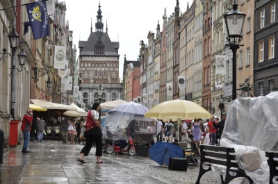 Gdańsk: Deszczowy Jarmark św. Dominika