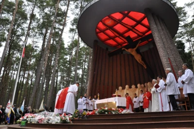 Piaśnica: Oddali hołd ofiarom zbrodni