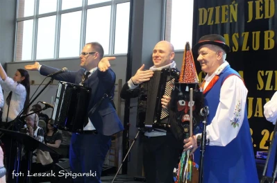 DJK Bojano 2016. Rekord Polski w jednoczesnej grze na akordeonach pobity - fot. Leszek Spigarski