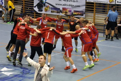Zwycięstwo Tytanów 34:28 na otwarcie sezonu - fot. Leszek Spigarski