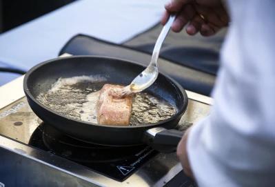 Live cooking 3.jpg