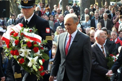 Obchody w Piaśnicy: Powstały figury więźniów Stutthofu (fot. Leszek Spigarski)