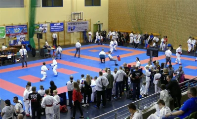Międzynarodowe zawody karate w Bolszewie - fot. Leszek Spigarski