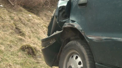 Władysławowo: Radiowóz zepchnął auto