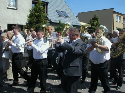 Procesja Bożego Ciała w parafii pw. NMP Królowej Polski w Wejherowie (fot. Leszek Spigarski)