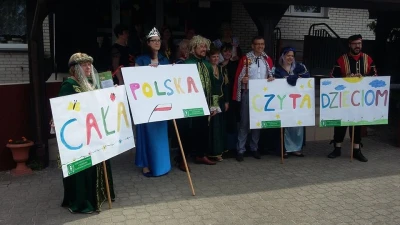 Ulicami Wejherowa przeszła parada postaci bajkowych