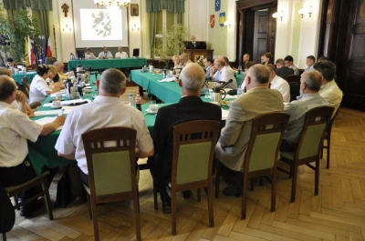 Jednogłośne absolutorium dla Józefa Reszke