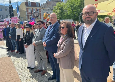 Barwna parada przeszła ulicami miasta