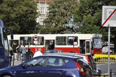 Zabytkowe autobusy na gdańskich ulicach