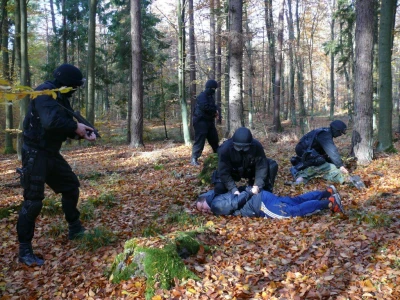 Gdynia - Napad na kantor - policyjne ćwiczenia