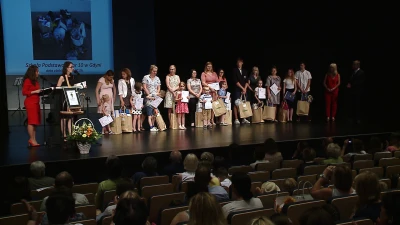 vlcsnap-2019-06-13-10h25m09s416.png
