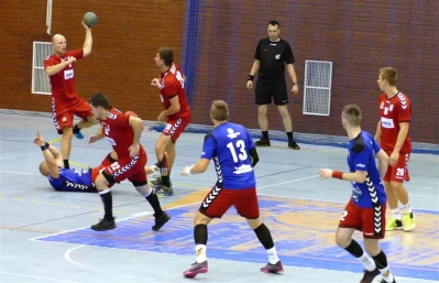 KS Tytani Wejherowo - Sambor Tczew  25 : 28, 7.10.2017, fot. Leszek Spigarski