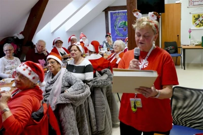 Turystyczne Mikołajki i Dzień Wolontariusza 2017 w WUTW YMCA, fot. Leszek Spigarski