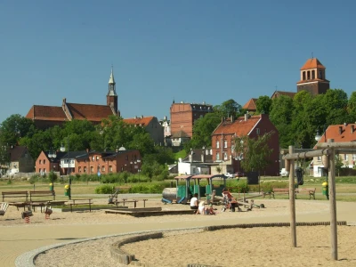 Tczew_pohled_na_centrum_města_od_nábřeží_Visly_fot Aktron.JPG